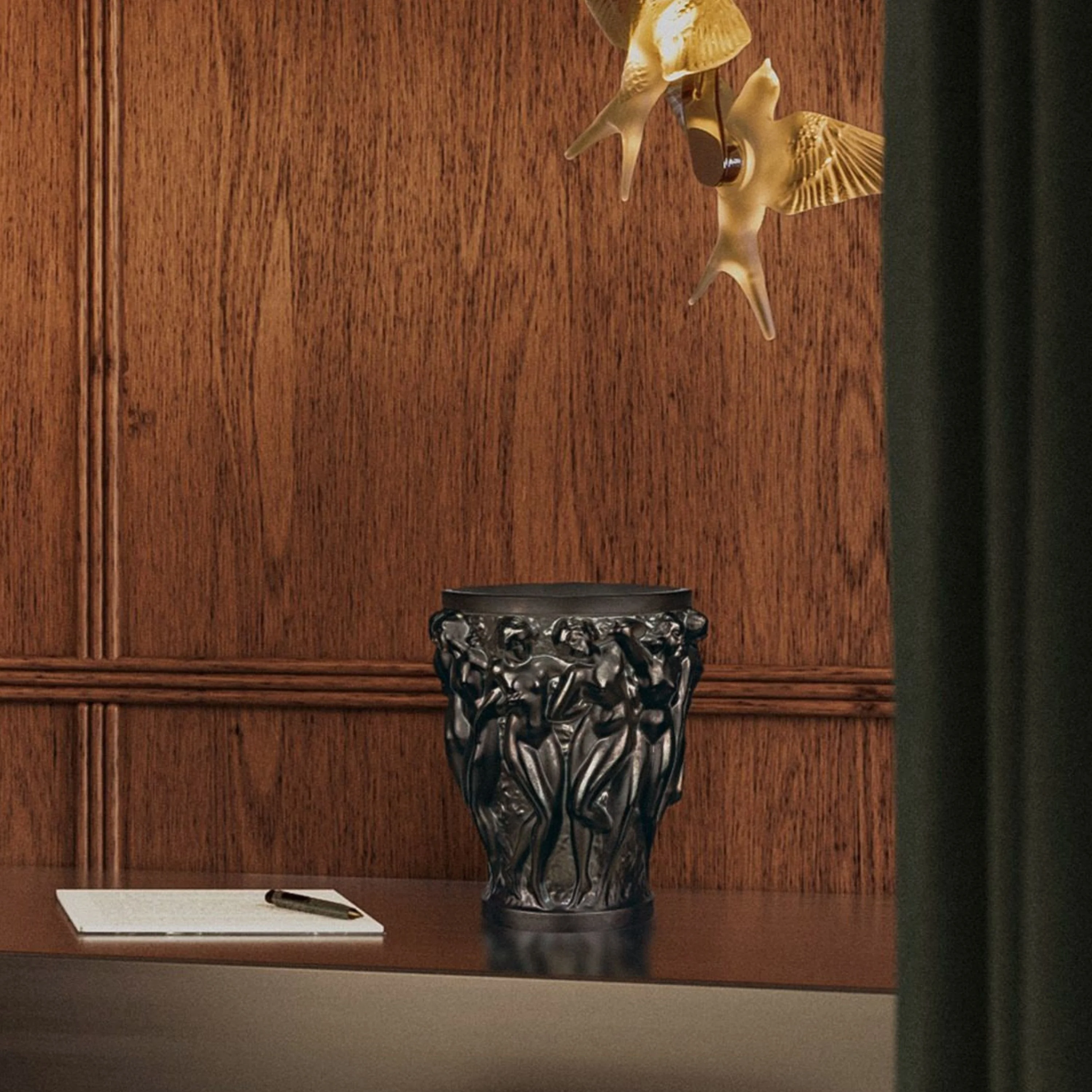 Bacchantes vase - Image 3