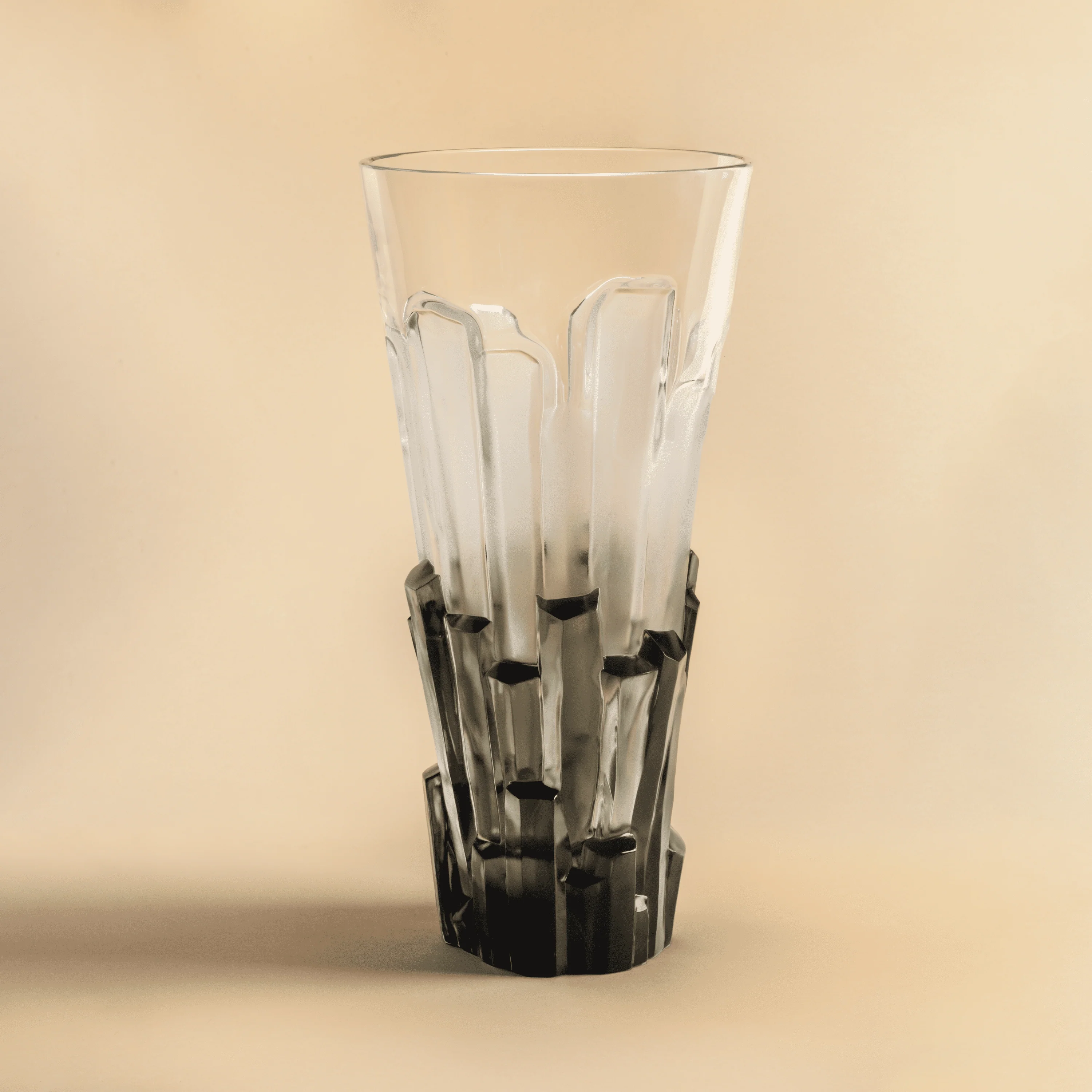 Basalte Vase - Image 2