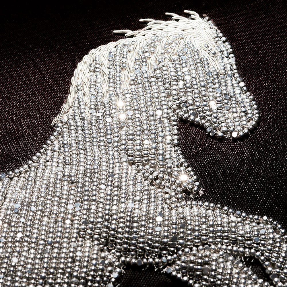 Cheval Debout beaded cushion - Image 2