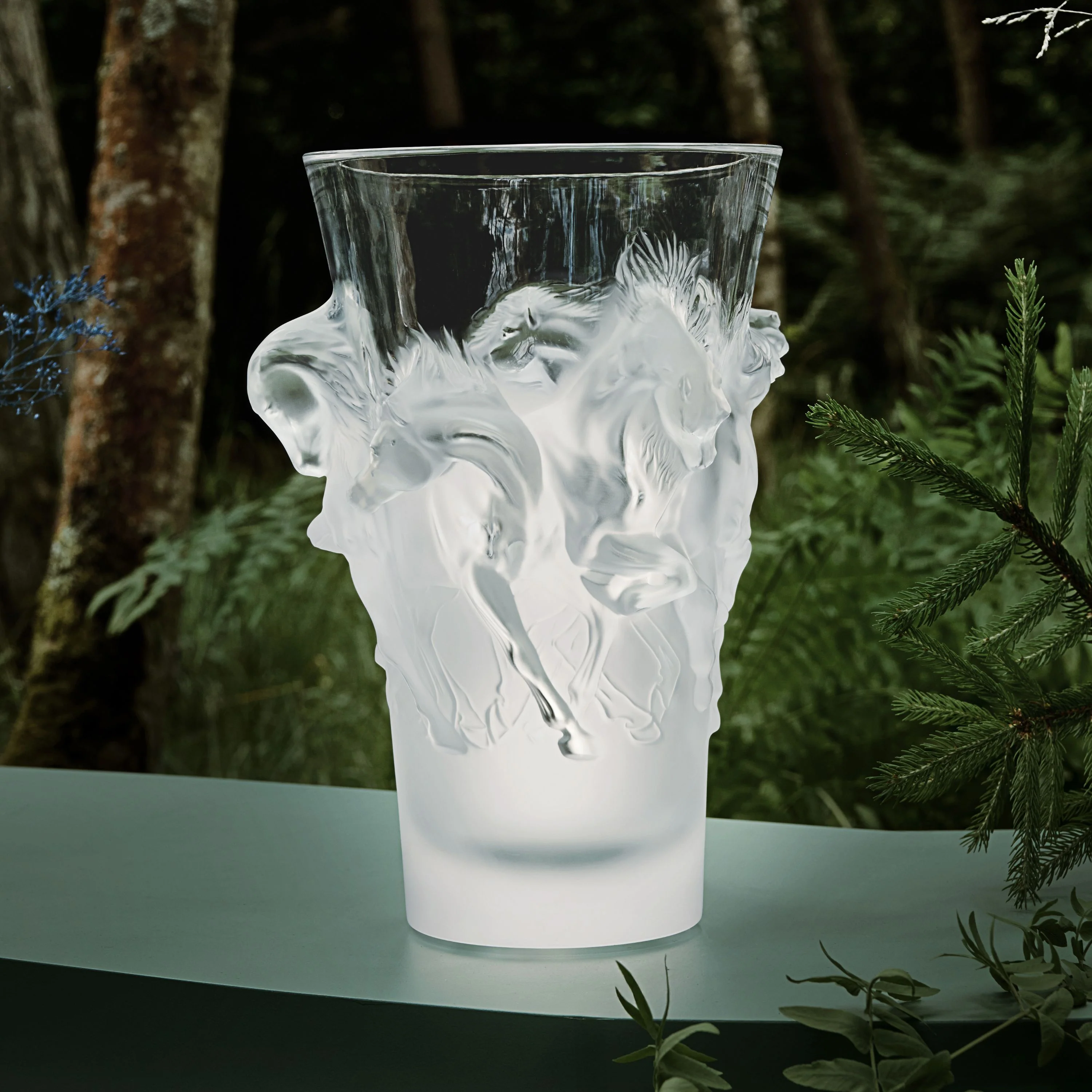 Equus vase - Image 3