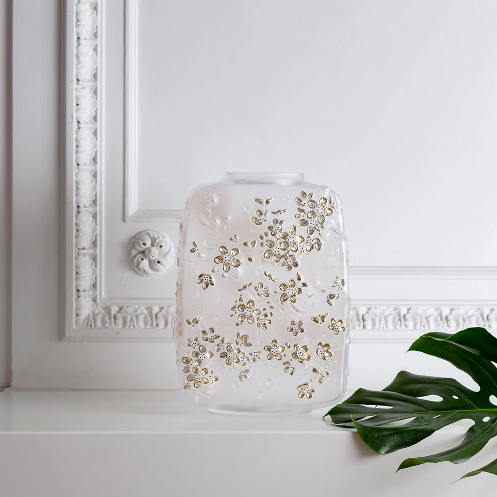 Fleurs de Cerisier Vase - Image 3