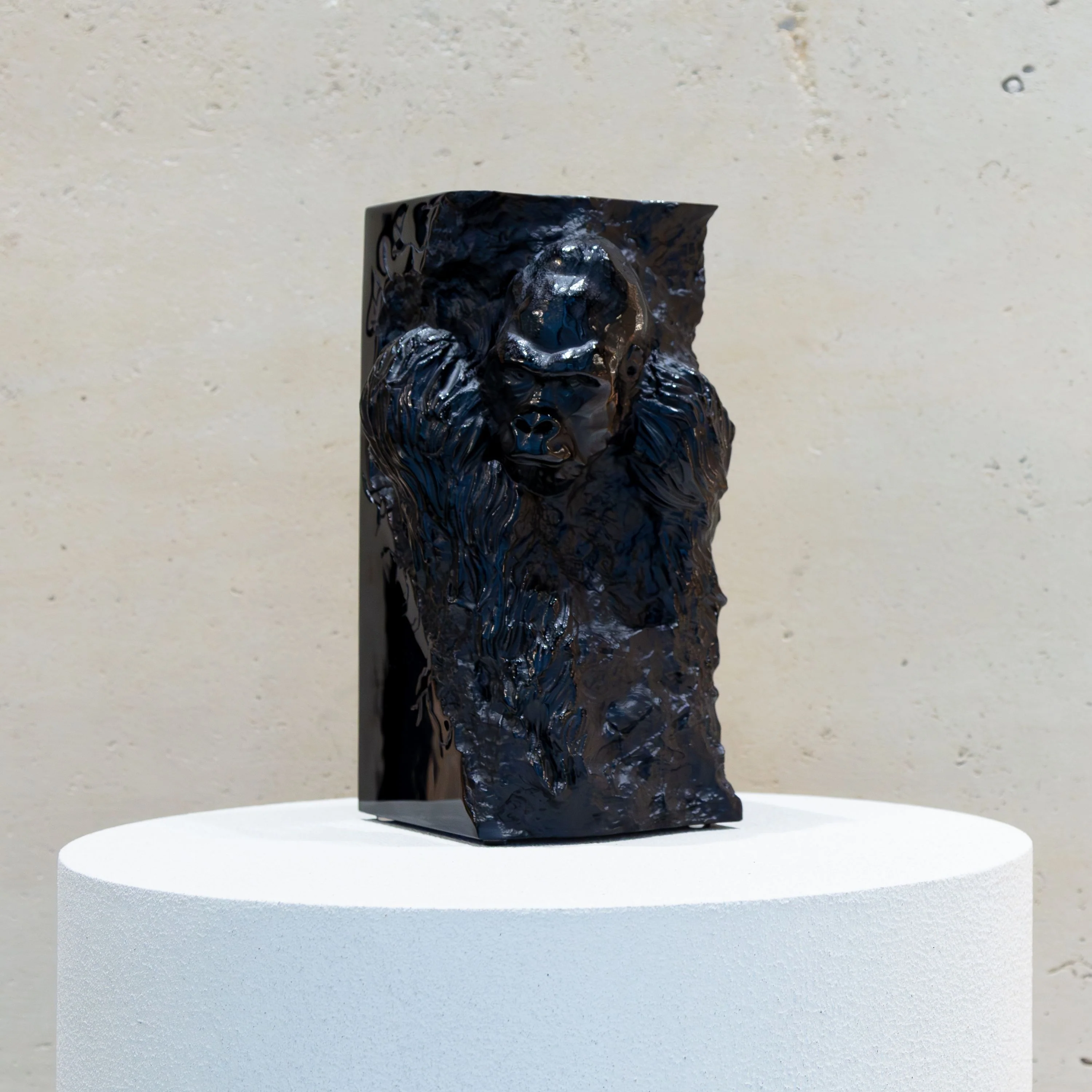 Gorilla Sculpture - Image 2
