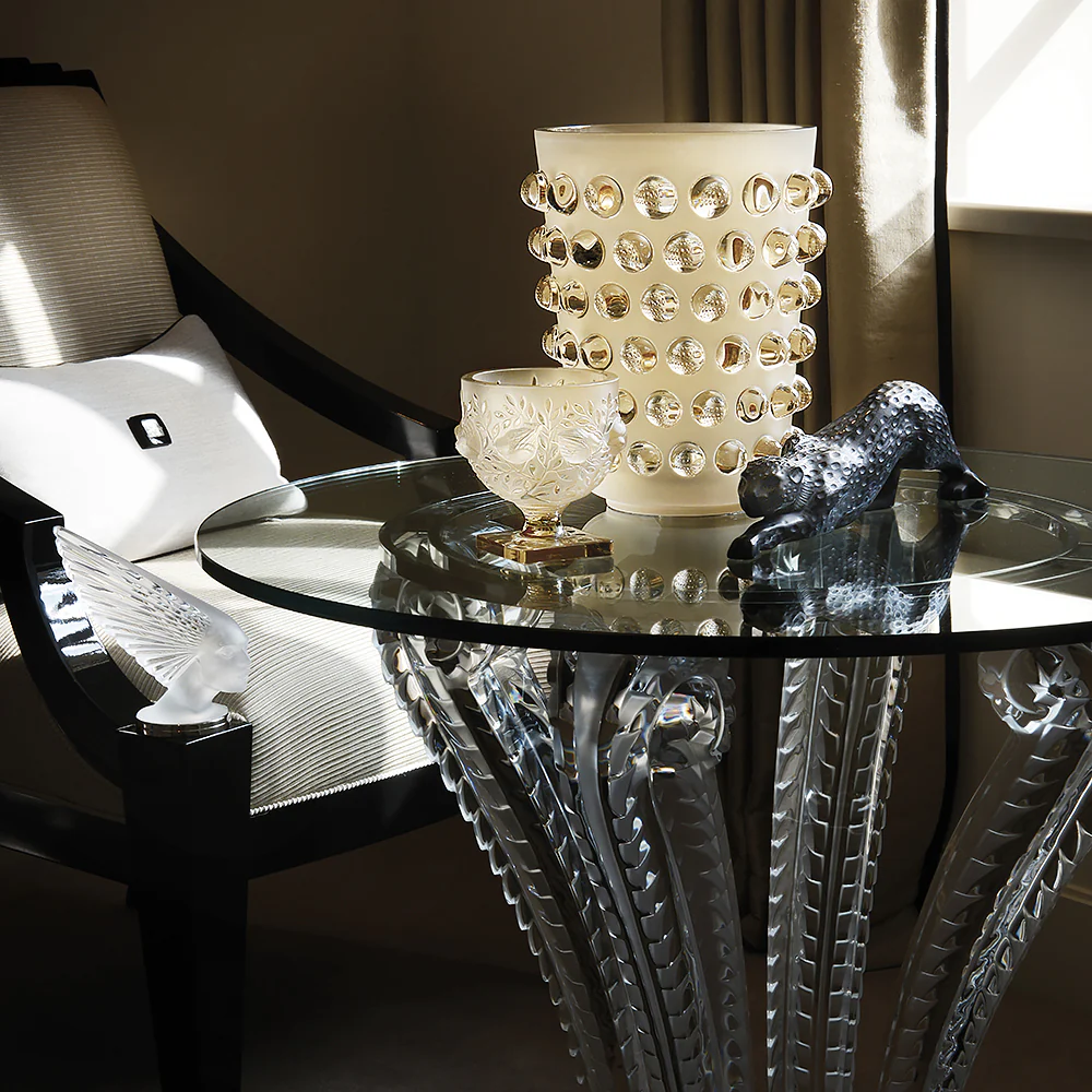 Marsan pedestal table - Image 3