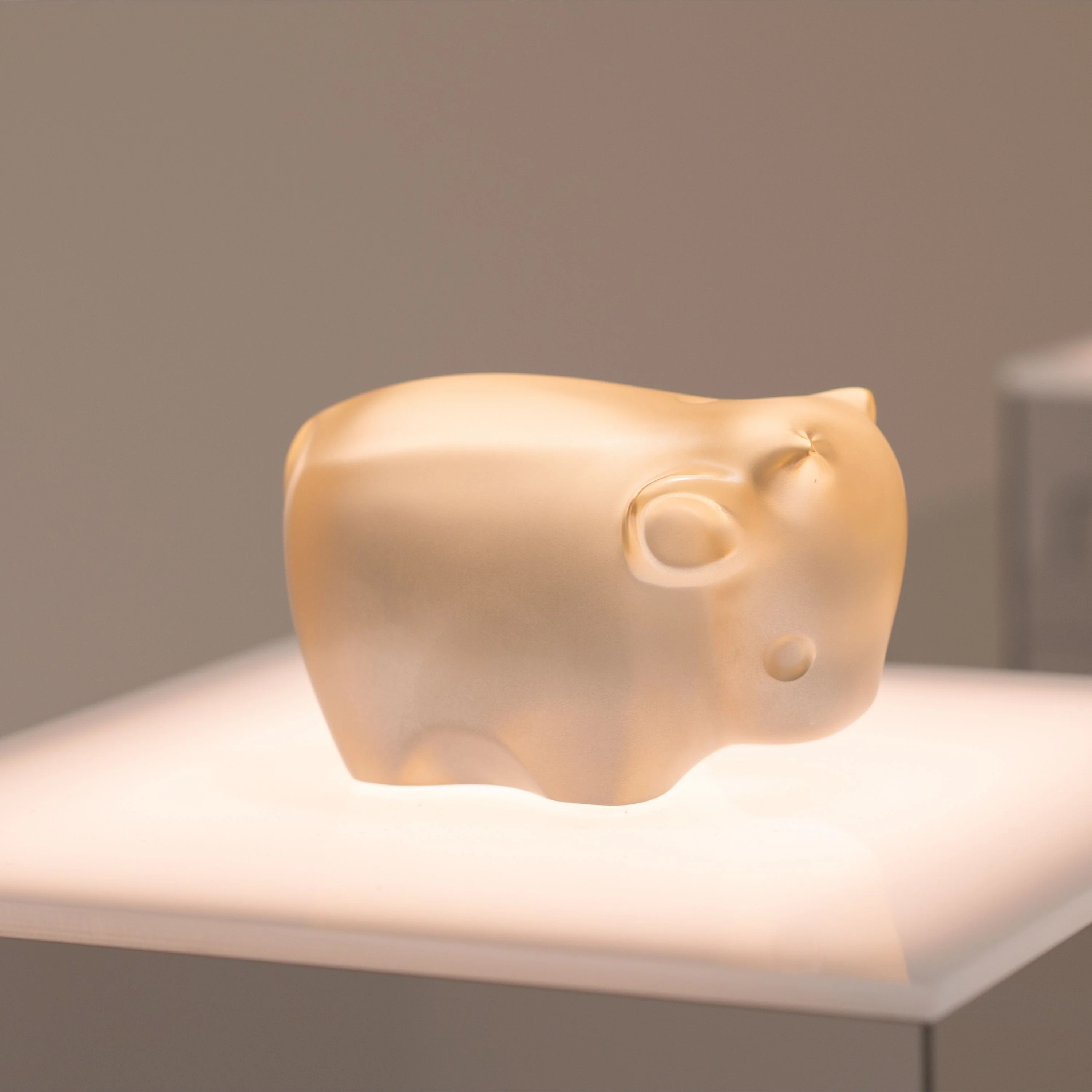 Niu Wang Wang, Han Meilin and Lalique, 2025 - Image 2