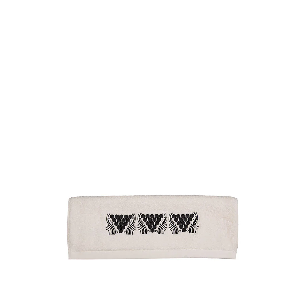 Raisins embroidered guest towel - Image 2