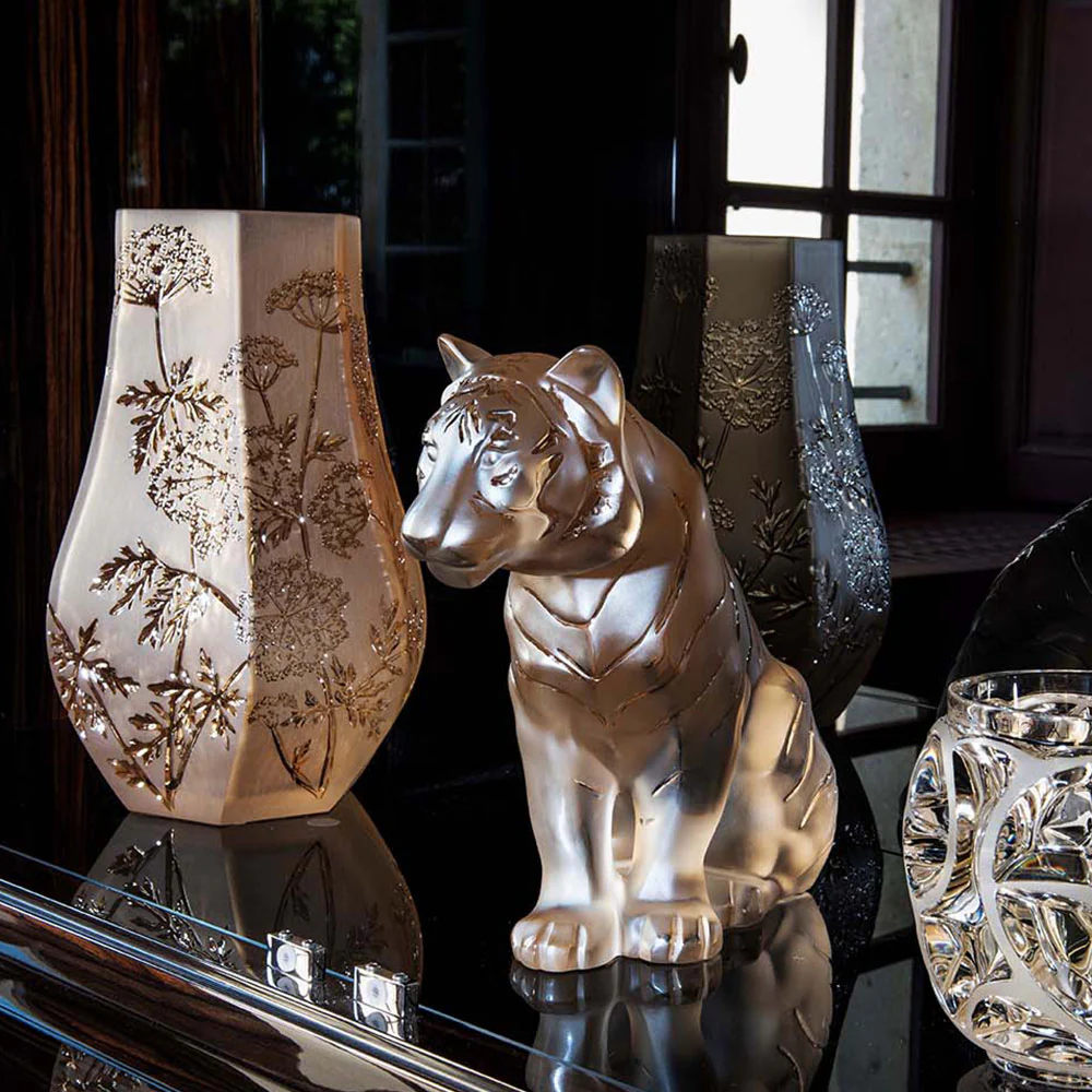 Sitting Tiger Large Sculpture - Image 3